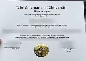 办理奥地利国际大学维也纳校区毕业证